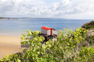 tenby lifeboat april 2012 sm.jpg